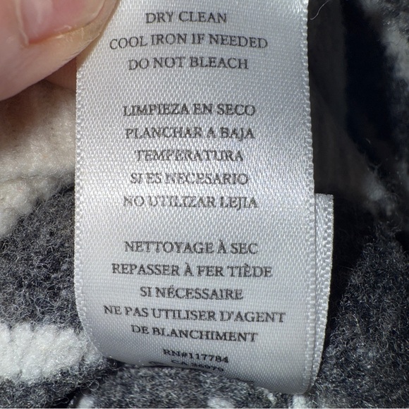 Rails Lana Tiger Pattern Wool Blend Crew Neck Sweater Ivory Gray Medium Cozy - Picture 8 of 8